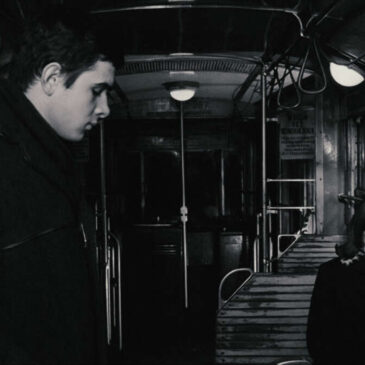 EL TRANVÍA (Tramwaj), D: Krzysztof Kieślowski,  1966, 5‘29’’